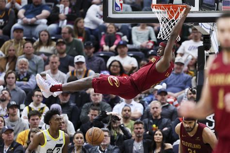 cavs butcher|Cavs pin Jazz with 10th straight loss .